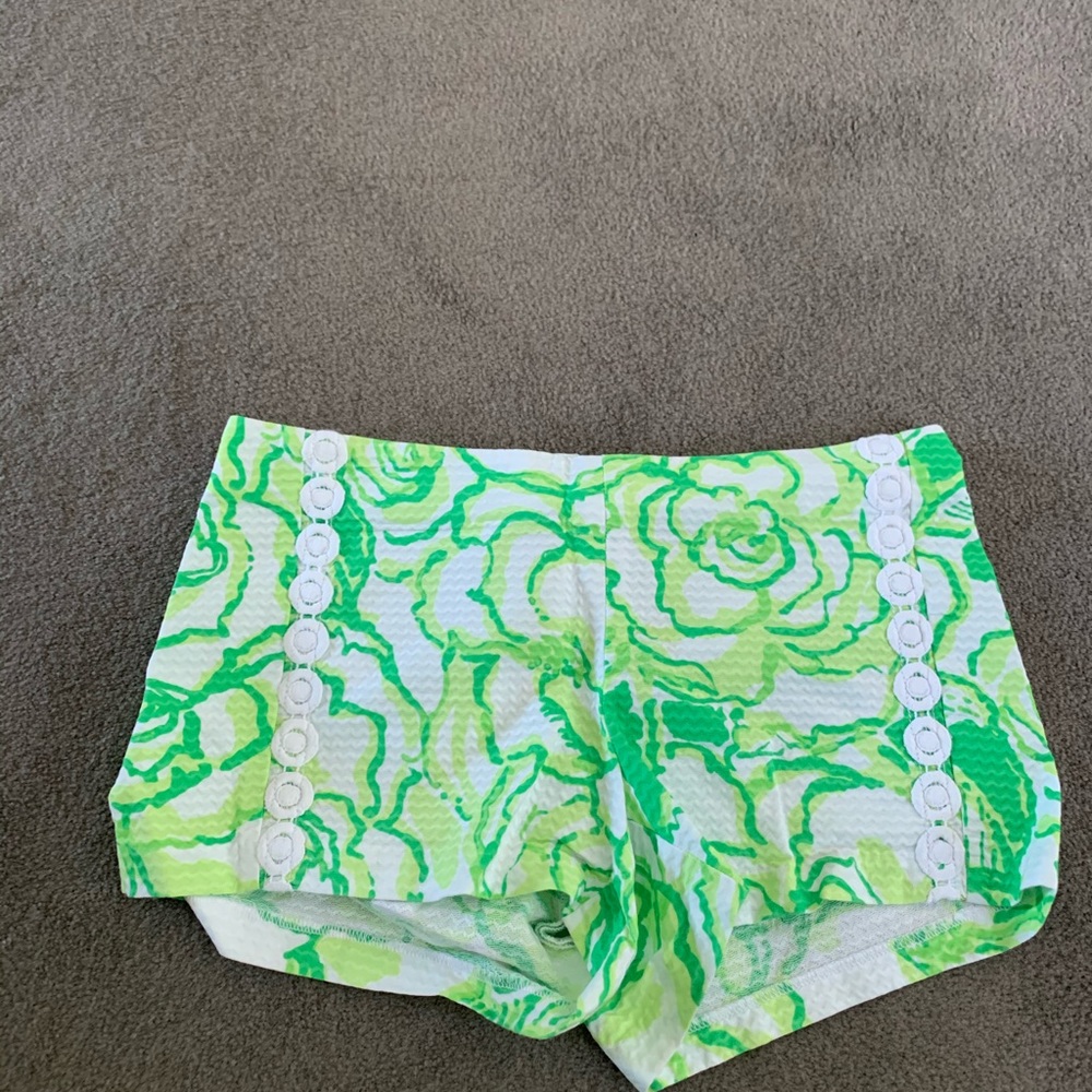 Lilly Pulitzer shorts size 4